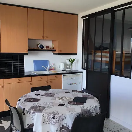 Front De Mer Apartmán *